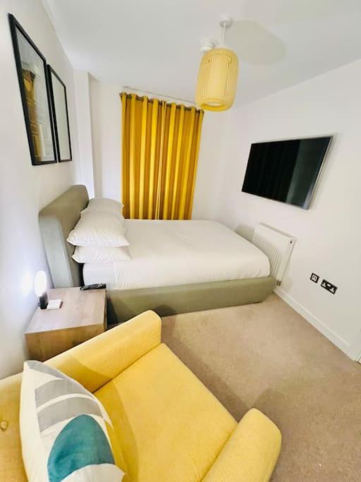 Apartment Eclectic Dwelling Manchester